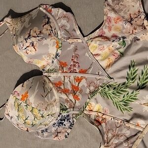 Amiani Resort Fashion Swimsuit